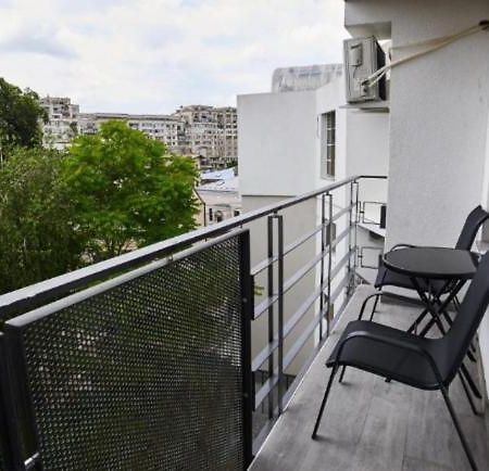 Lux Apartament Bacău Zewnętrze zdjęcie